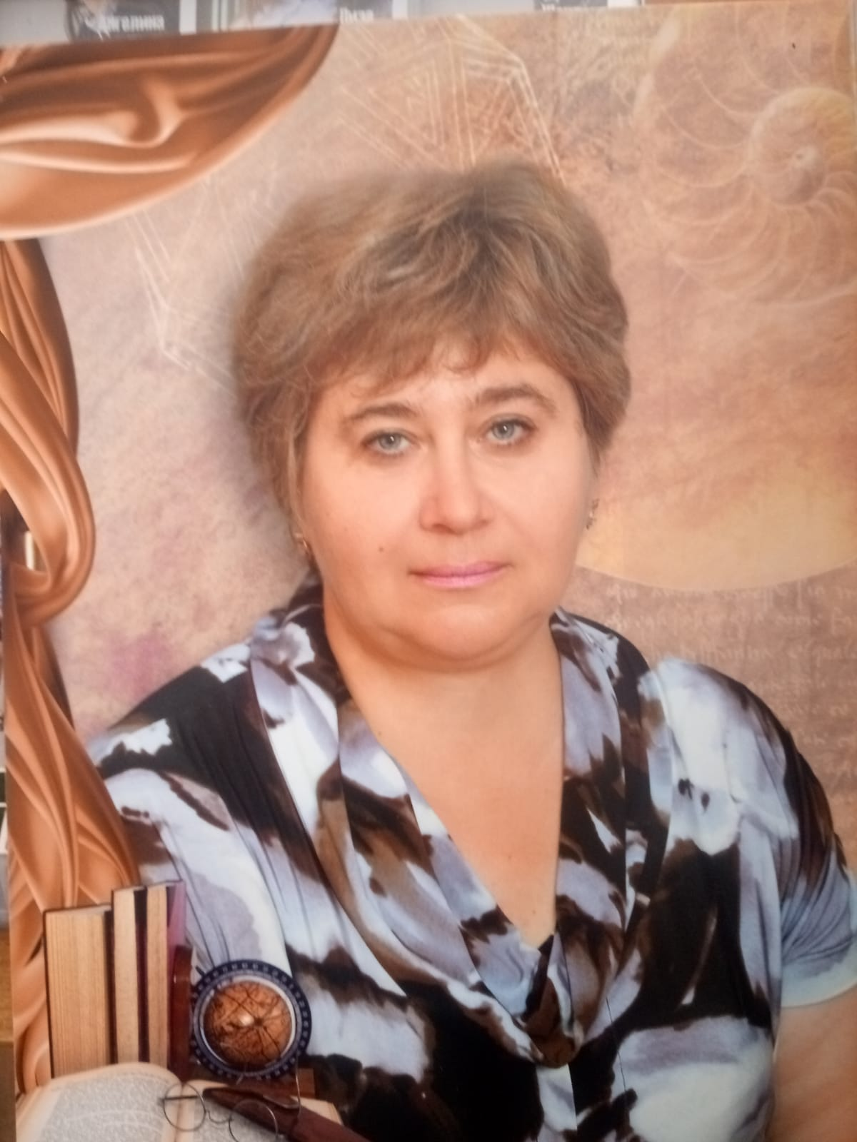 Оборотова Елена Владимировна.